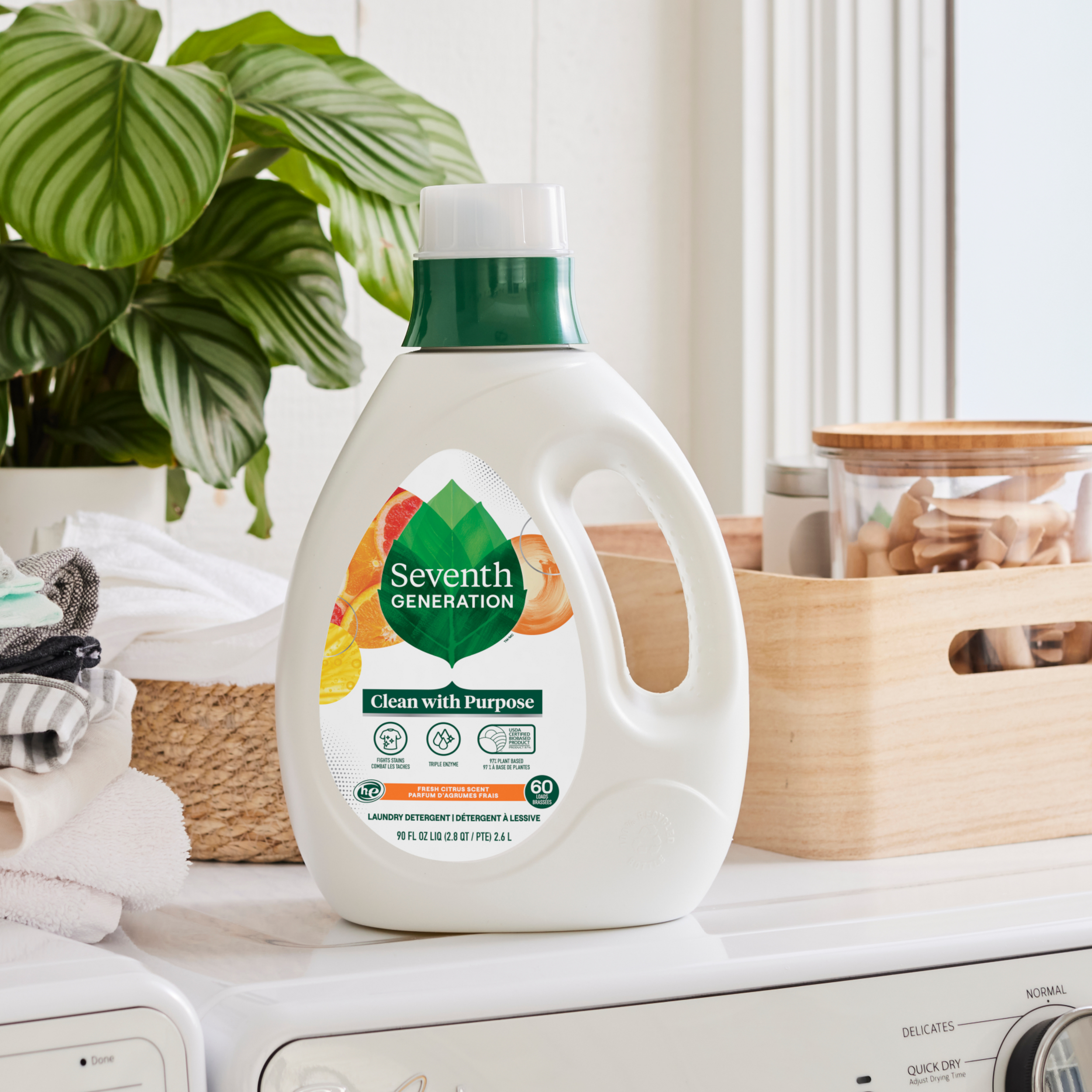 Plant-Powered Liquid Laundry Detergent with Fresh Citrus